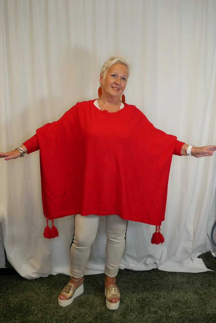 Poncho hihoilla Mirella