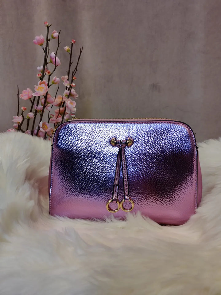 PV  Laukku rengaskoristeella