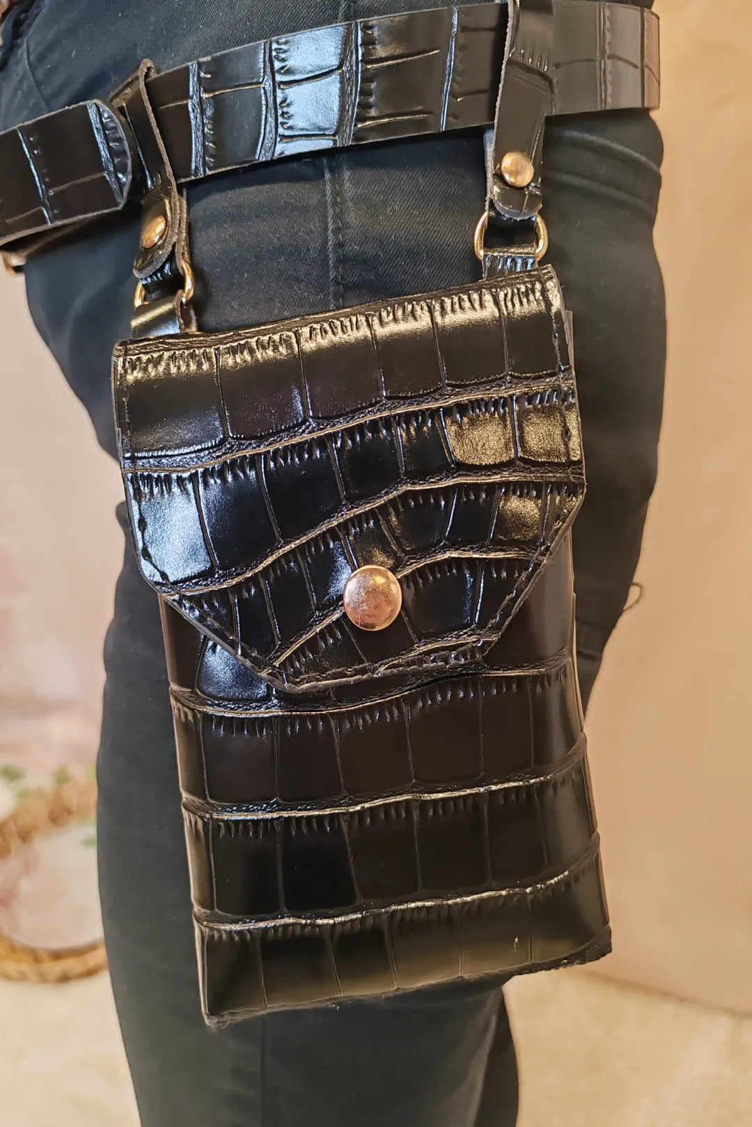 Vyö irroitettavilla laukuilla