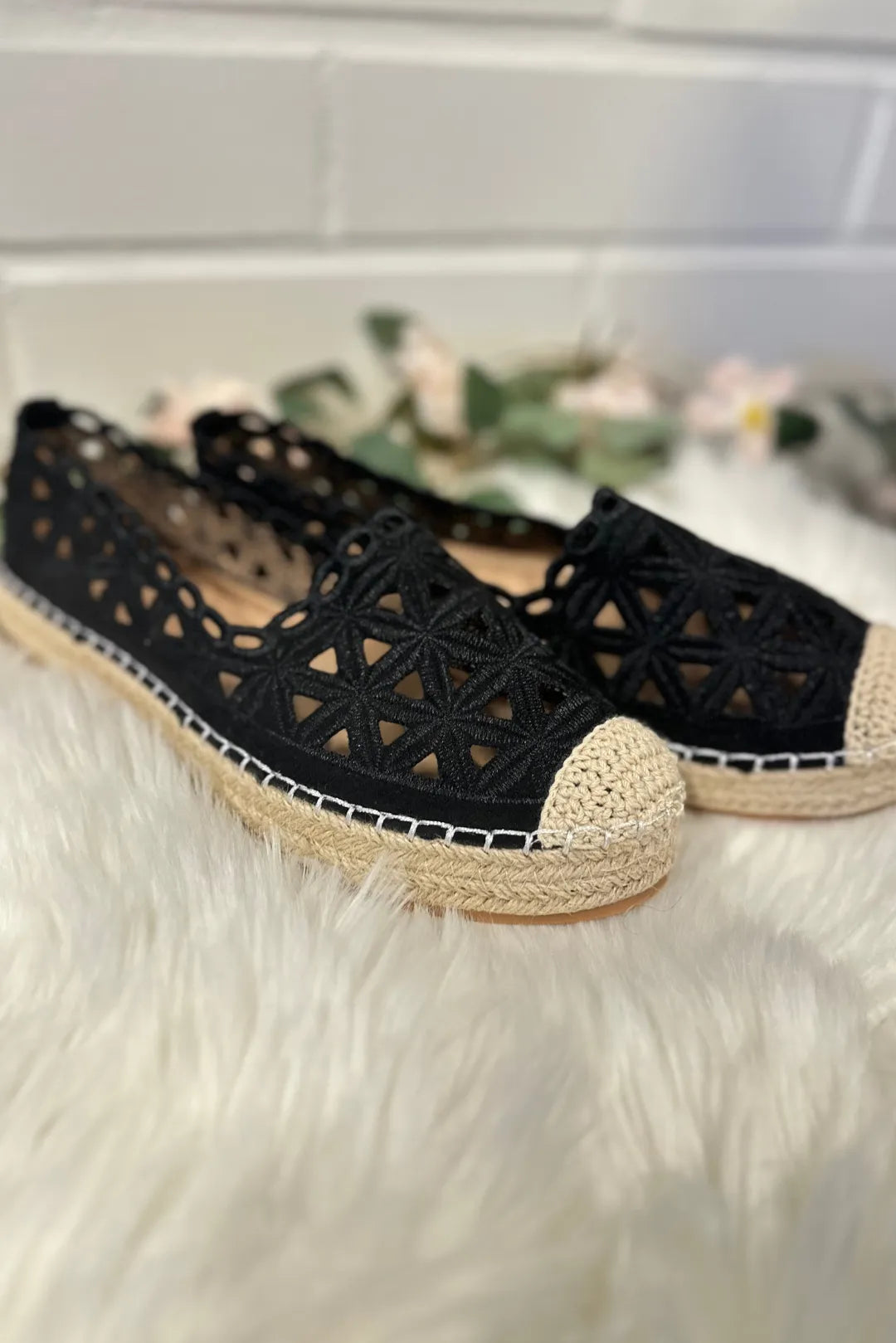 Reikäkuvioiset espadrillot – Musta, koko 41