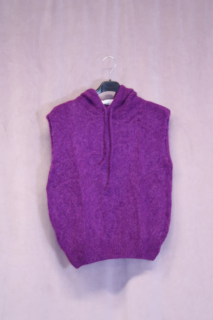 Hihaton neule hupulla Helga