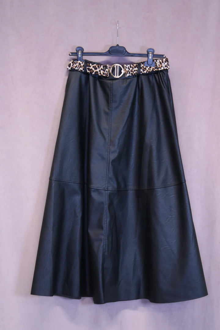 Keinonahkahame leovyöllä Linnea