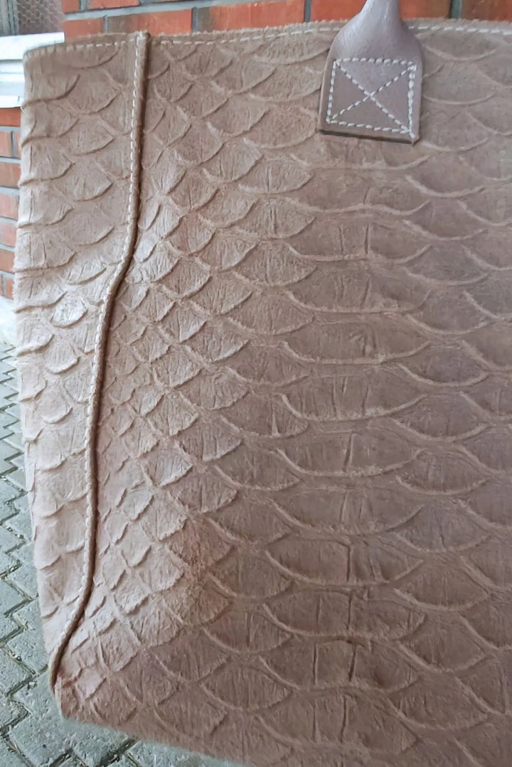 Käsilaukku Luna / Nahkaa