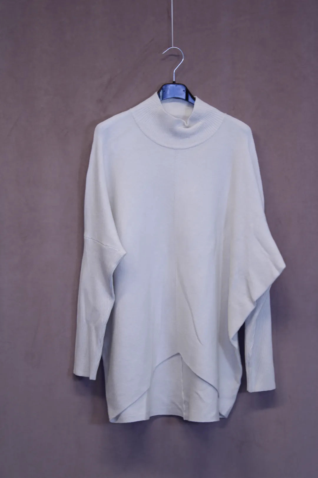 Neule kilpikonnakauluksella Saija