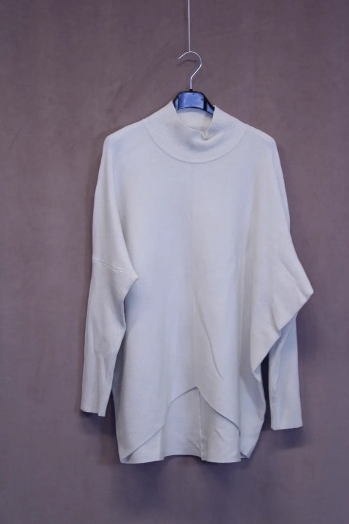 Neule kilpikonnakauluksella Saija