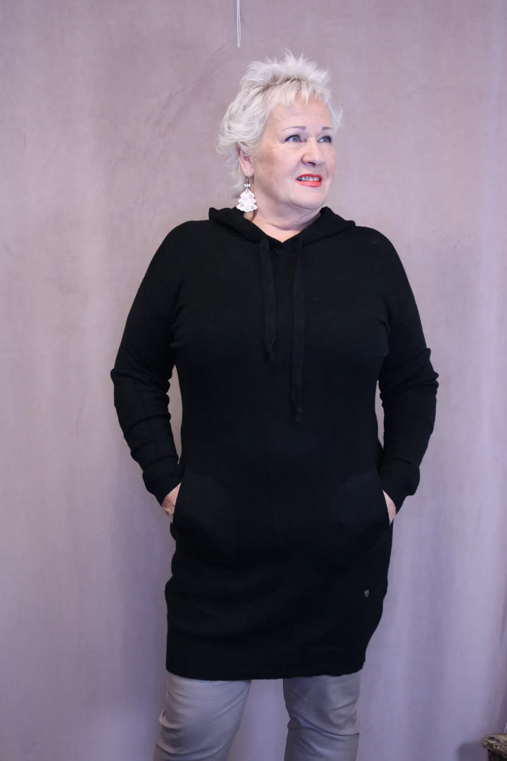 Pitkä neulehuppari Johanna