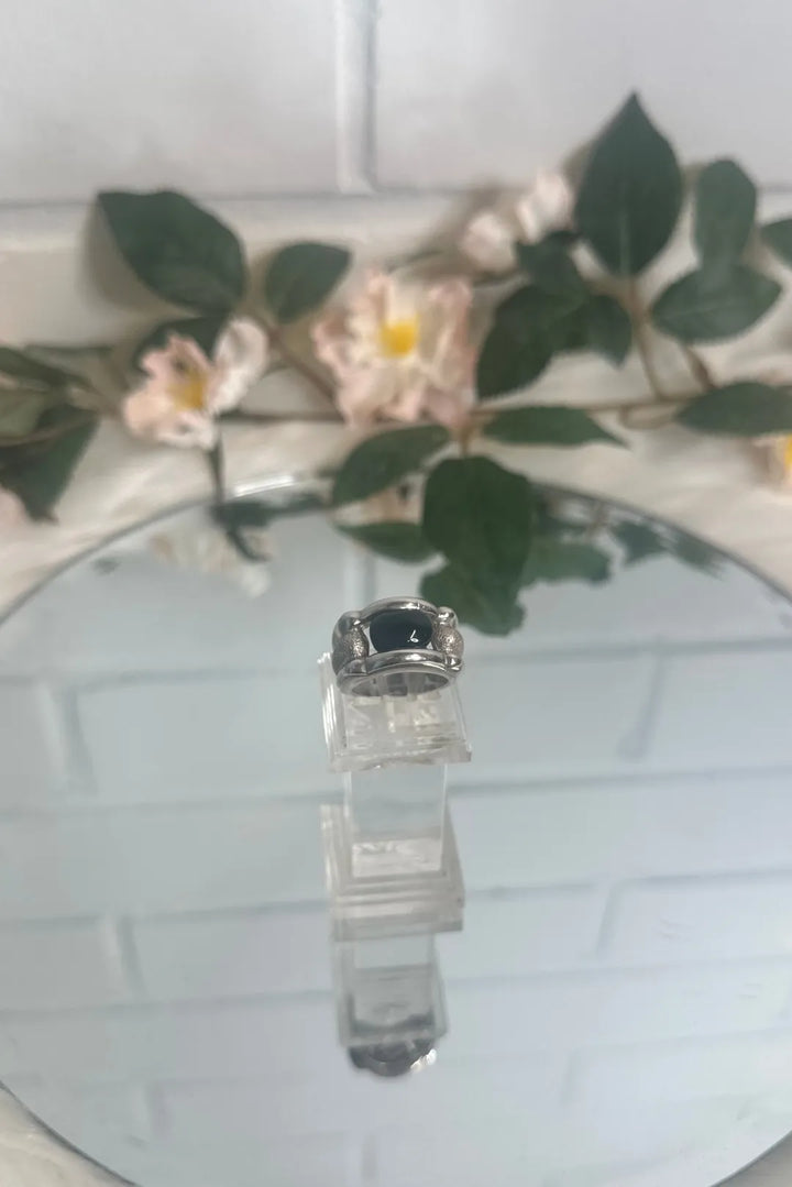 Vintage 925 hopeasormus – Musta koko 18,5